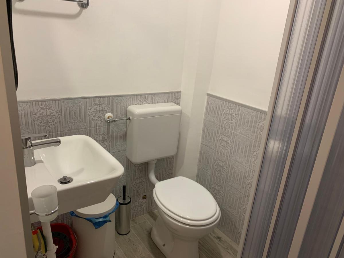 Apartament La Stanza Nel Borgo Bolonia Zewnętrze zdjęcie